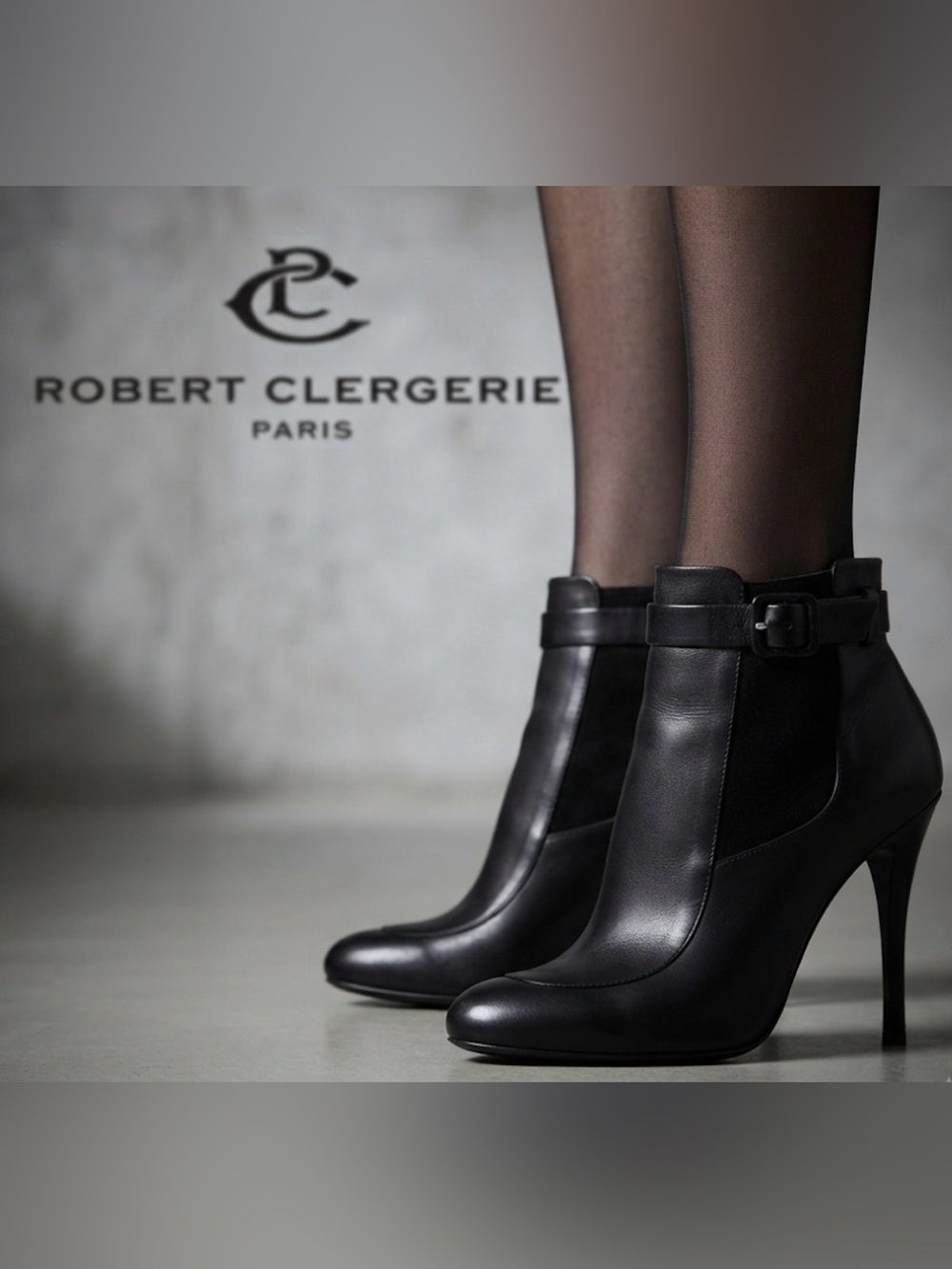 Authentic Robert Clergerie Paris designer black leather ankle boots booties Sz 9
